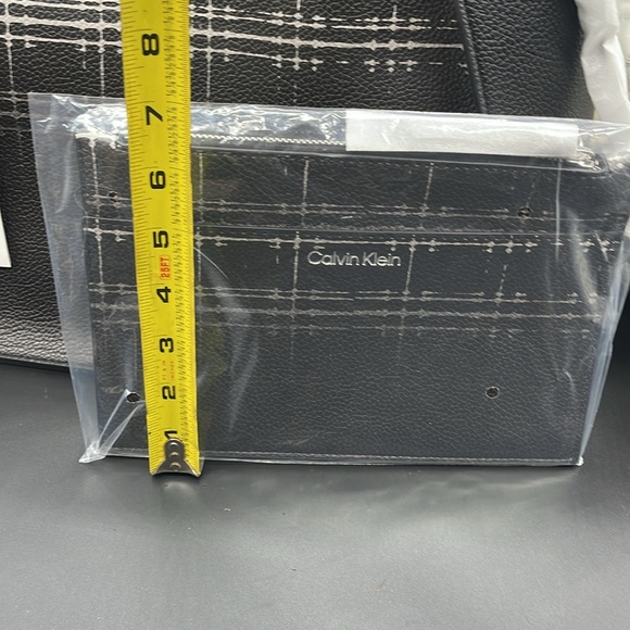 Calvin Klein Estelle Novelty Crossbody Black/White Plaid - Picture 13 of 14